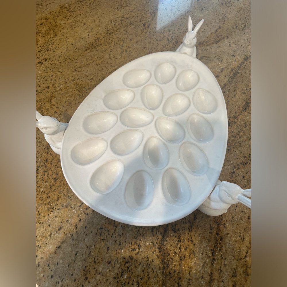 Pottery barn stoneware trio bunny deviled egg tray